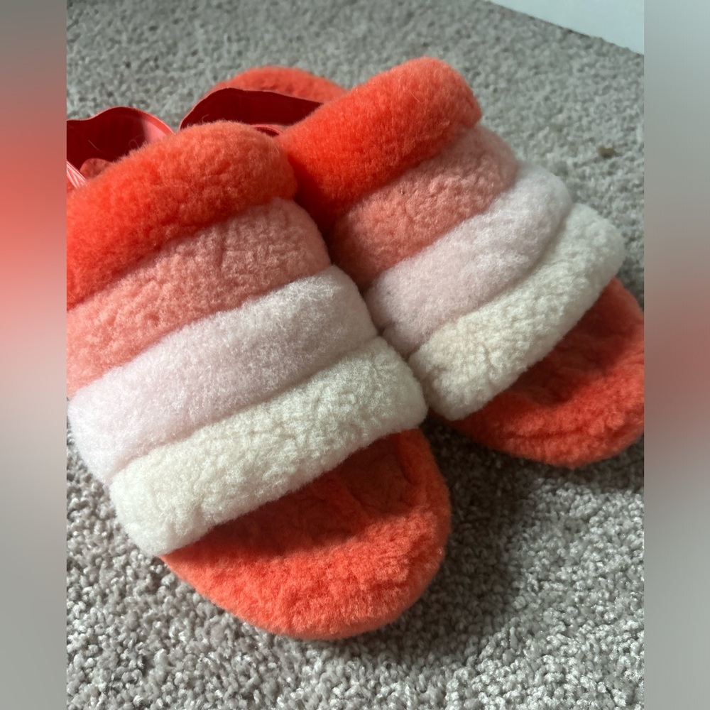 UGG Fluff Yeah Slides Slippers in Lava Flow size W8 - Picture 2 of 10